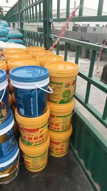 水溶肥搭配有机肥发一车，有需要的老板联系我